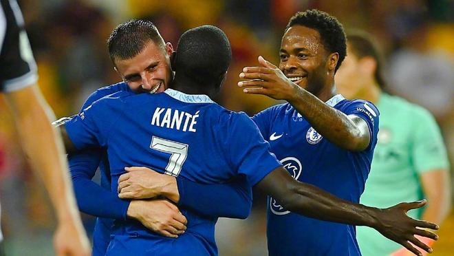 火箭状元秀哈登带队击败国王