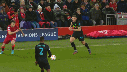 地上足球：偷溜诺坎普释放回归信号？解析梅西为何必重回巴萨